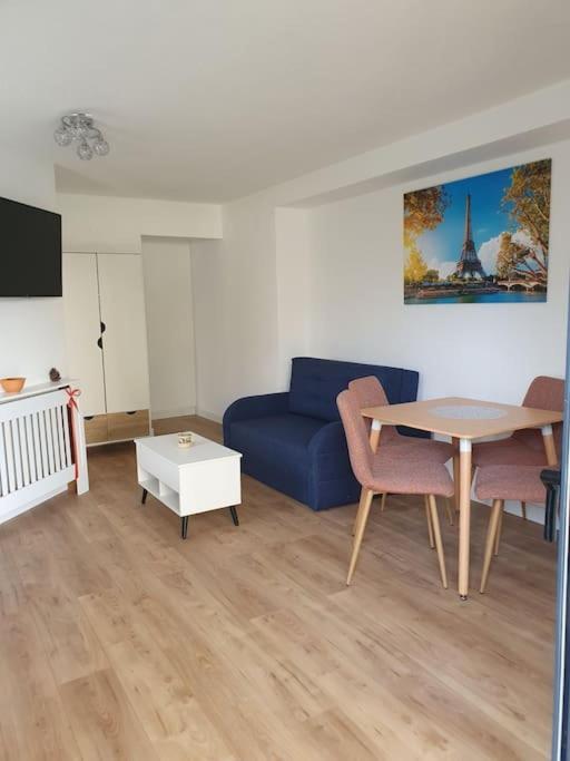 Studio Equipe Et Meuble St Cyprien Saint-Cyprien  Eksteriør billede